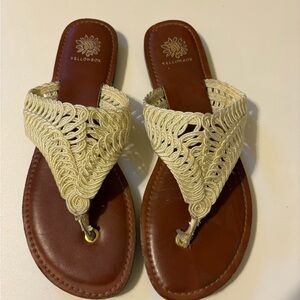 Yellow Box Women’s cream Thong Sandals
